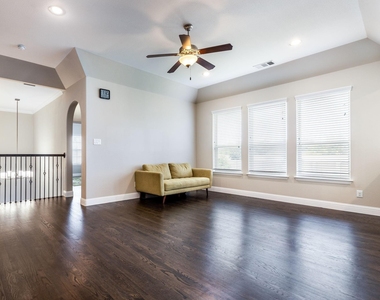 782 Windsor Road - Photo Thumbnail 25