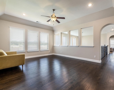 782 Windsor Road - Photo Thumbnail 24