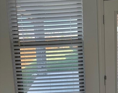 109 North Sky Drive - Photo Thumbnail 12