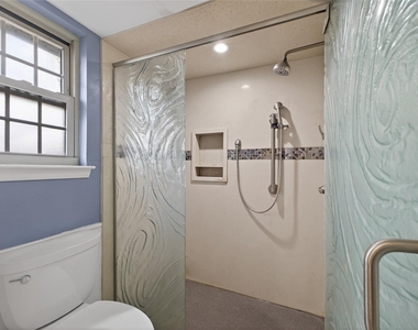 2801 Vancouver Street - Photo Thumbnail 31