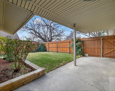 2801 Vancouver Street - Photo Thumbnail 32