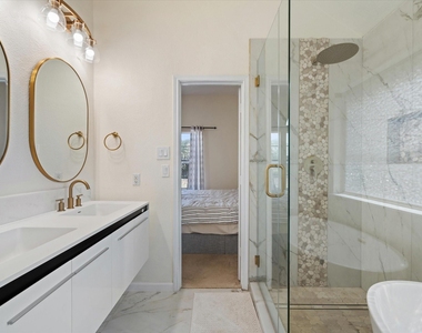 1339 Barclay Drive - Photo Thumbnail 13