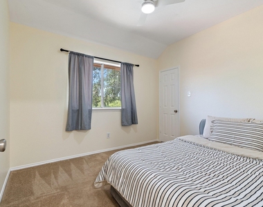 1339 Barclay Drive - Photo Thumbnail 18