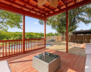 1339 Barclay Drive - Photo Thumbnail 20