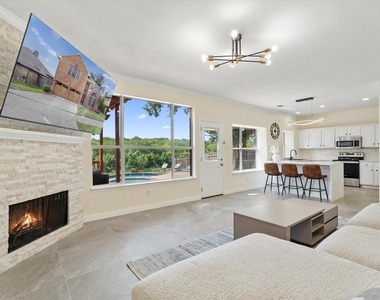 1339 Barclay Drive - Photo Thumbnail 19