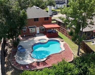 1339 Barclay Drive - Photo Thumbnail 25