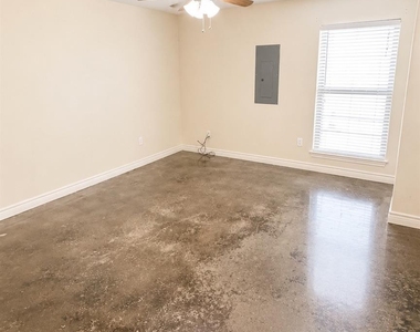 2450 Union Lane - Photo Thumbnail 8