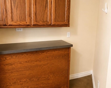 2450 Union Lane - Photo Thumbnail 3