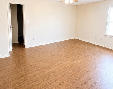 2450 Union Lane - Photo Thumbnail 13