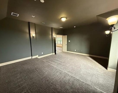 9001 Blue Water Drive - Photo Thumbnail 9