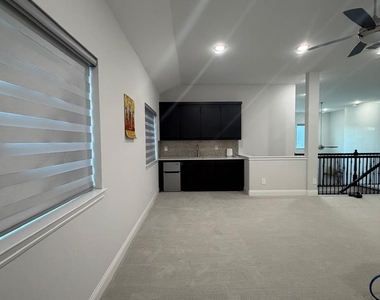 12609 Diamond Creek Drive - Photo Thumbnail 17