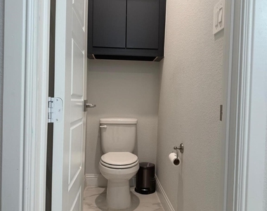 12609 Diamond Creek Drive - Photo Thumbnail 35