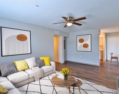 2800 Sayles Boulevard - Photo Thumbnail 7