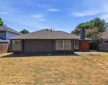 2866 White Oak Drive - Photo Thumbnail 16