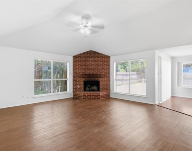 2866 White Oak Drive - Photo Thumbnail 1