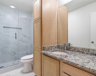 2866 White Oak Drive - Photo Thumbnail 12