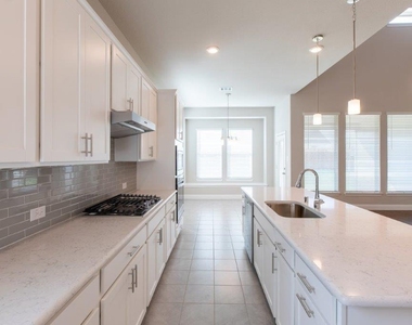 3125 Swather Drive - Photo Thumbnail 11