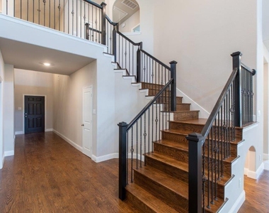 3125 Swather Drive - Photo Thumbnail 3