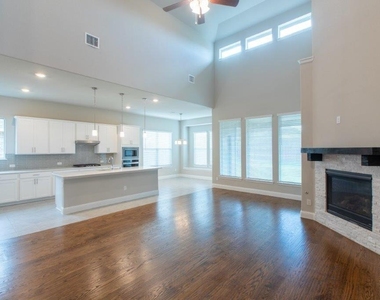 3125 Swather Drive - Photo Thumbnail 4