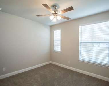 3125 Swather Drive - Photo Thumbnail 23