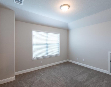 3125 Swather Drive - Photo Thumbnail 31