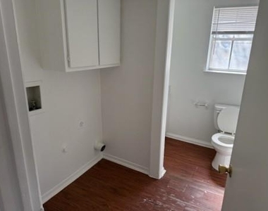 305 Lampe Street - Photo Thumbnail 5