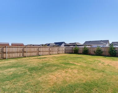 1527 Fletchers Path - Photo Thumbnail 34