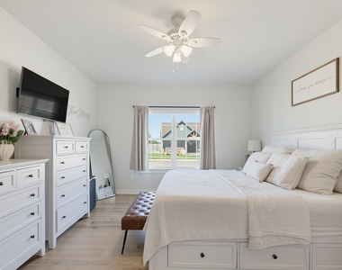 1527 Fletchers Path - Photo Thumbnail 17