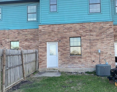 1050 Agape Court - Photo Thumbnail 27