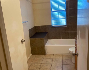 1050 Agape Court - Photo Thumbnail 17