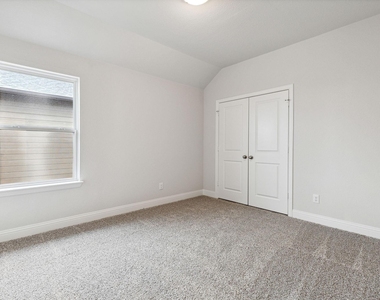 624 Rain Barrel Place - Photo Thumbnail 15