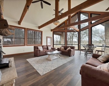 9580 Brockrim Lane - Photo Thumbnail 4