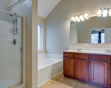 3816 Denridge Lane - Photo Thumbnail 11