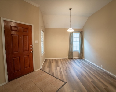 3816 Denridge Lane - Photo Thumbnail 3