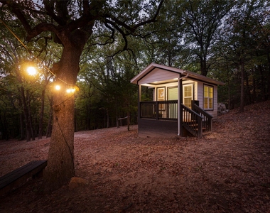 251 Queens Drive - Photo Thumbnail 37