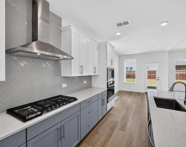 4001 Maida Road - Photo Thumbnail 12