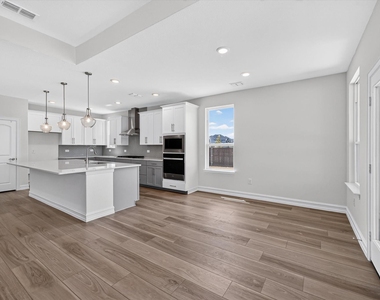 4001 Maida Road - Photo Thumbnail 5