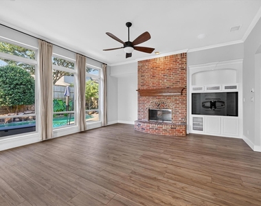 7109 Langmuir Drive - Photo Thumbnail 2