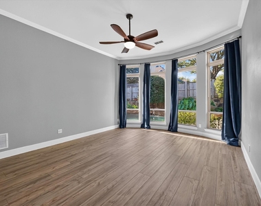 7109 Langmuir Drive - Photo Thumbnail 10