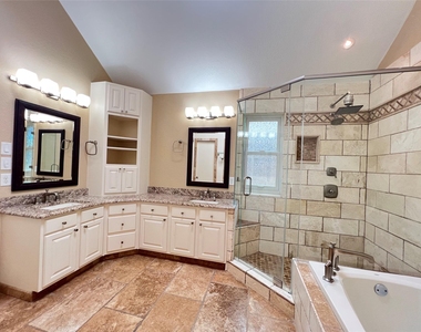 6816 Sweetwater Drive - Photo Thumbnail 17