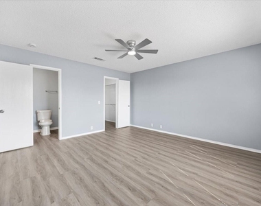 1506 Waters Edge Drive - Photo Thumbnail 20