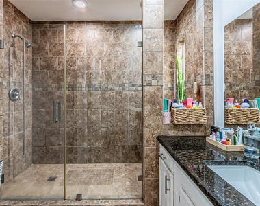 5100 Verde Valley Lane - Photo Thumbnail 24