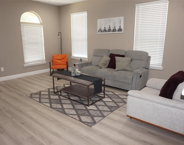 4819 Baldwin Street - Photo Thumbnail 1