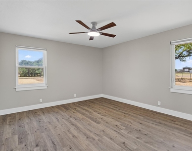 161 Tomlinson Road - Photo Thumbnail 18