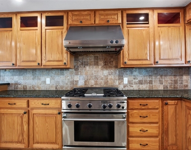 161 Tomlinson Road - Photo Thumbnail 9
