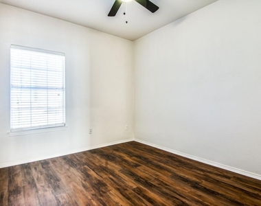 5121 Timber Park Drive - Photo Thumbnail 19