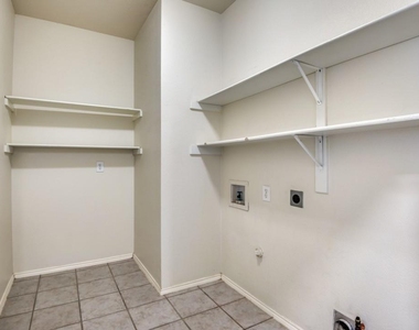 5121 Timber Park Drive - Photo Thumbnail 21
