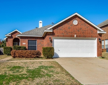 5121 Timber Park Drive - Photo Thumbnail 1
