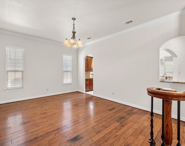 3325 Vista Lake Circle - Photo Thumbnail 7