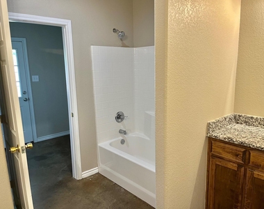 2332 County Road 314 - Photo Thumbnail 5